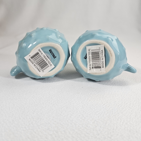 Omniware Blowfish Salt And Pepper Shakers - Picture 7 of 12